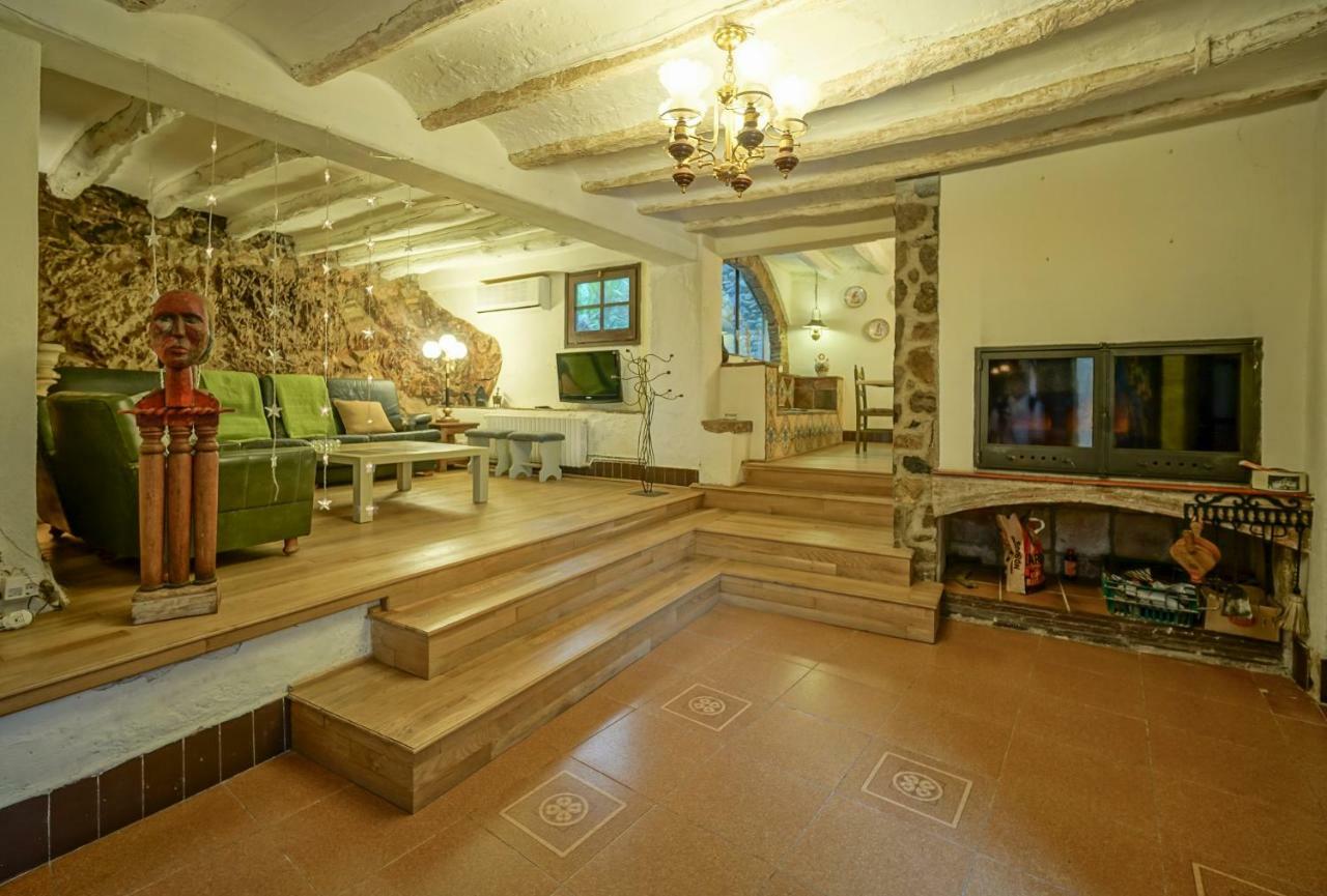 Вилла Casa Rustica Cal Mian Almoster Экстерьер фото